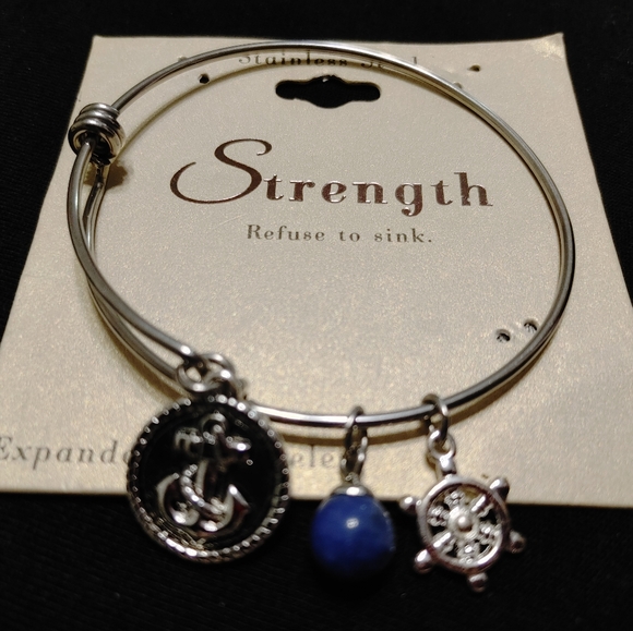 NWT EXPANDABLE BRACELET & "STRENGTH" CHARMS - Picture 3 of 5